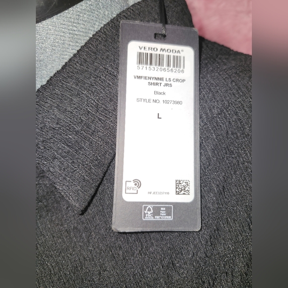 NEVER WORN Vera Moda size L black stretchy long-sleeved collared blouse - Picture 6 of 9